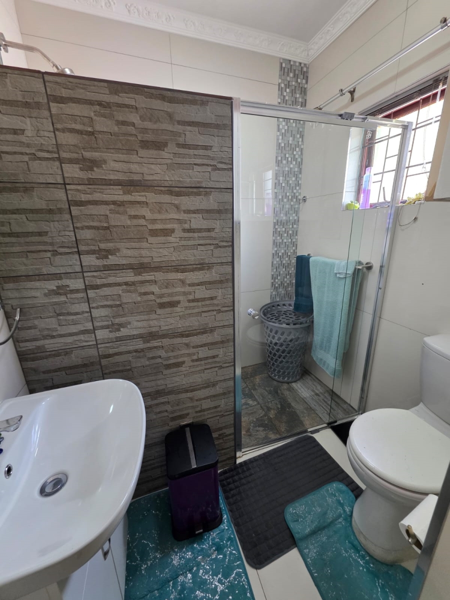 2 Bedroom Property for Sale in Vaalpark Free State